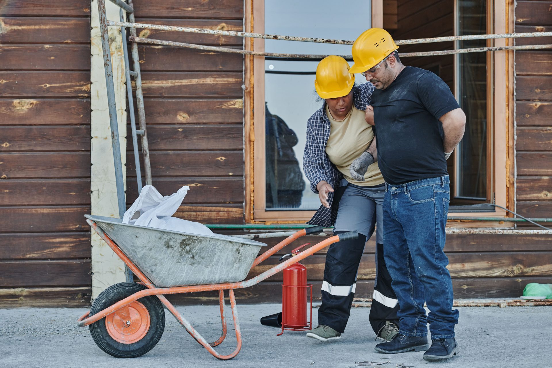 Accidente laboral: qué cubre la ley y qué no